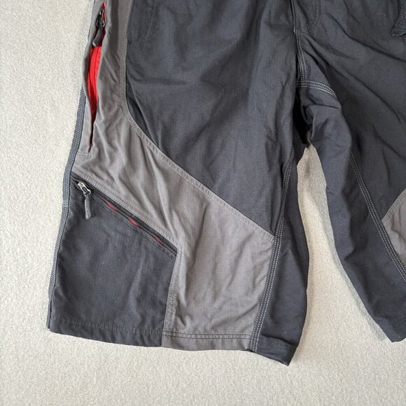 Endura Hummvee Mens Shorts Size XL Black II MTB Baggy Cycling Nylon Pockets Bike - Picture 3 of 16